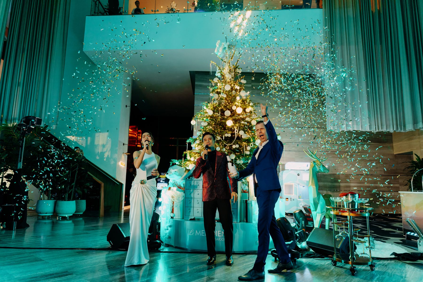 Le Méridien Christmas Lighting